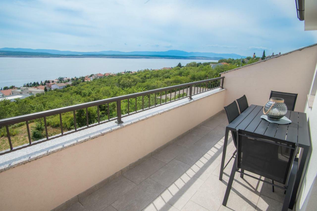 Apartments Via Sole Dramalj Bagian luar foto