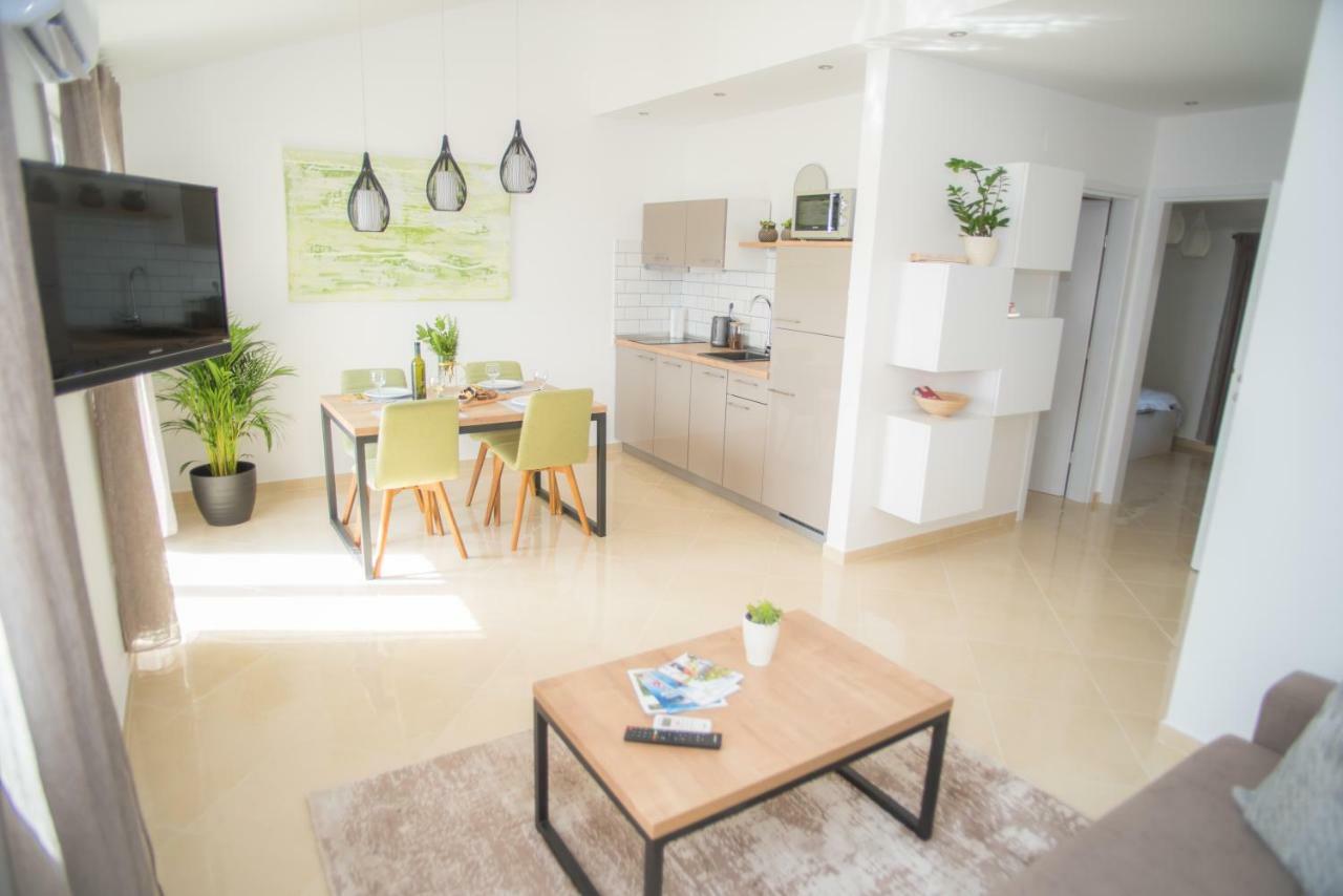 Apartments Via Sole Dramalj Bagian luar foto